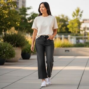 Judy Blue Charcoal Cropped Jeans